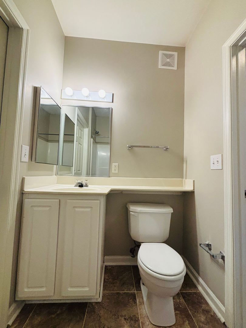 2 Bedroom, 2 Bath Condo – photo 5