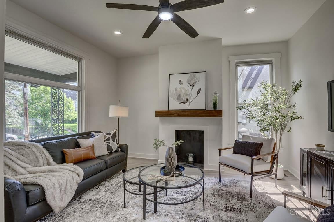 871 Hutchins Avenue – photo 5
