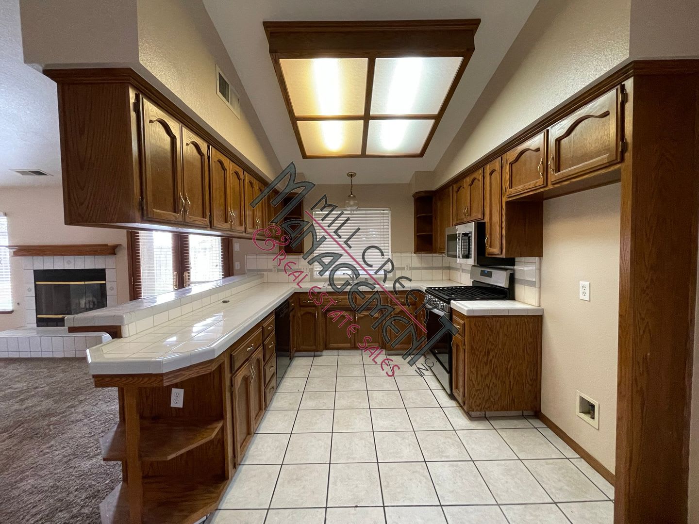 Home in Tulare – photo 3