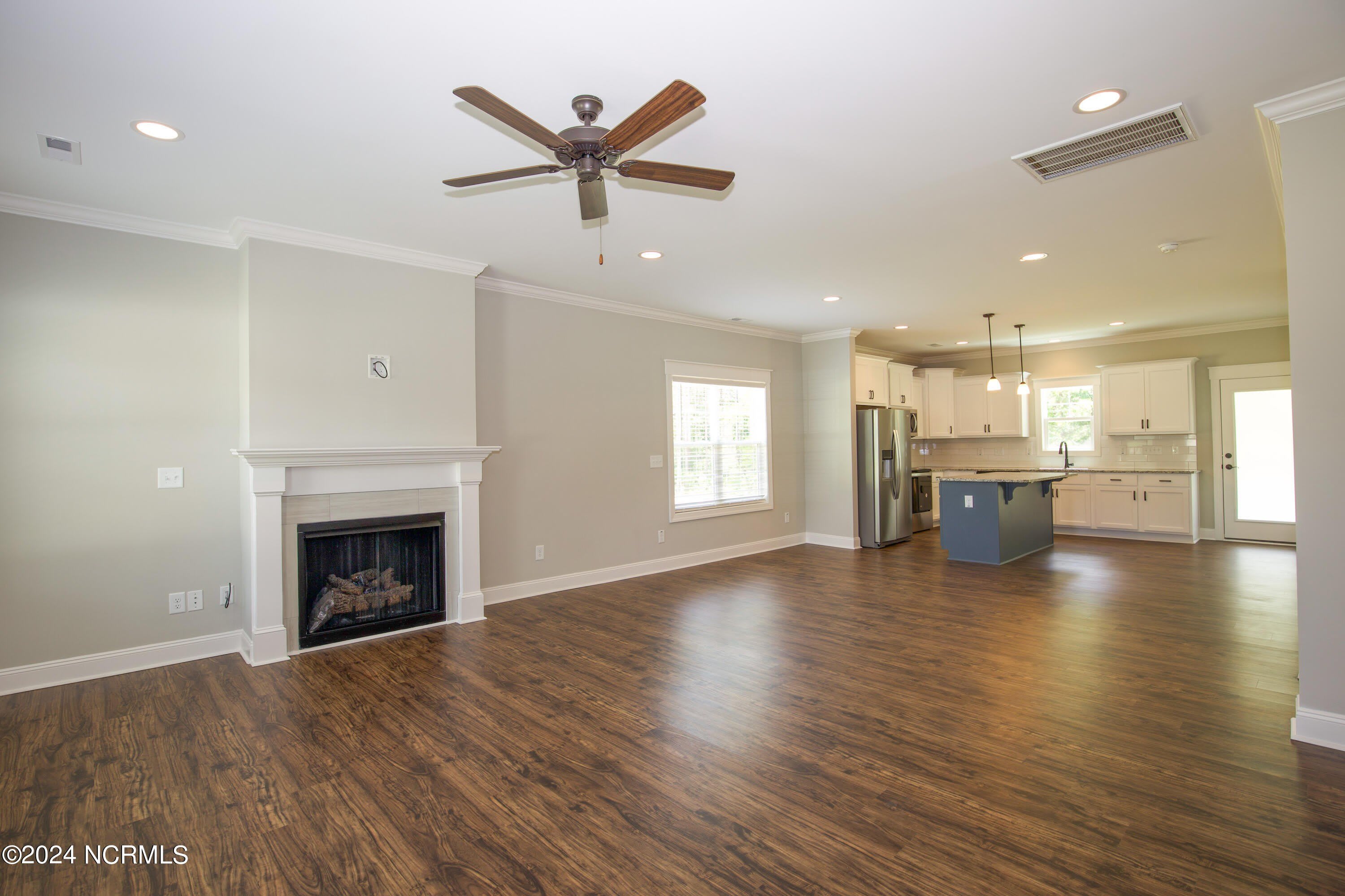 1021 Juniper Lake Road – photo 4