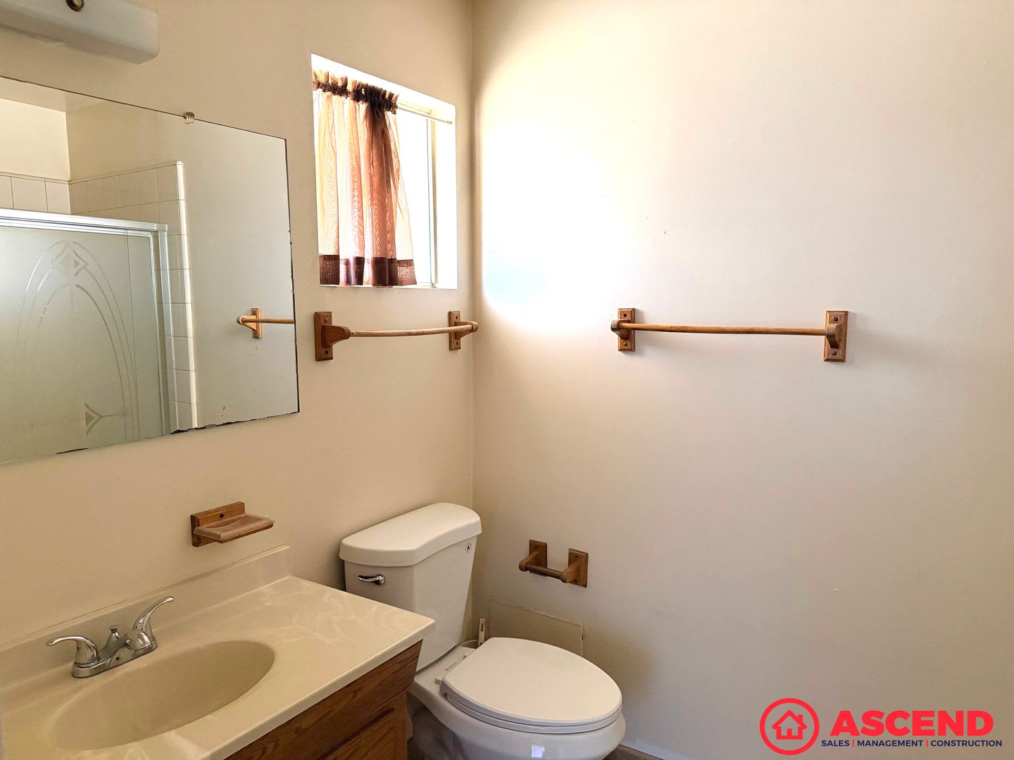 Comfortable 3BD/2BA Home in Bakersfield's 93309 — Small Pets Welcome! – photo 5