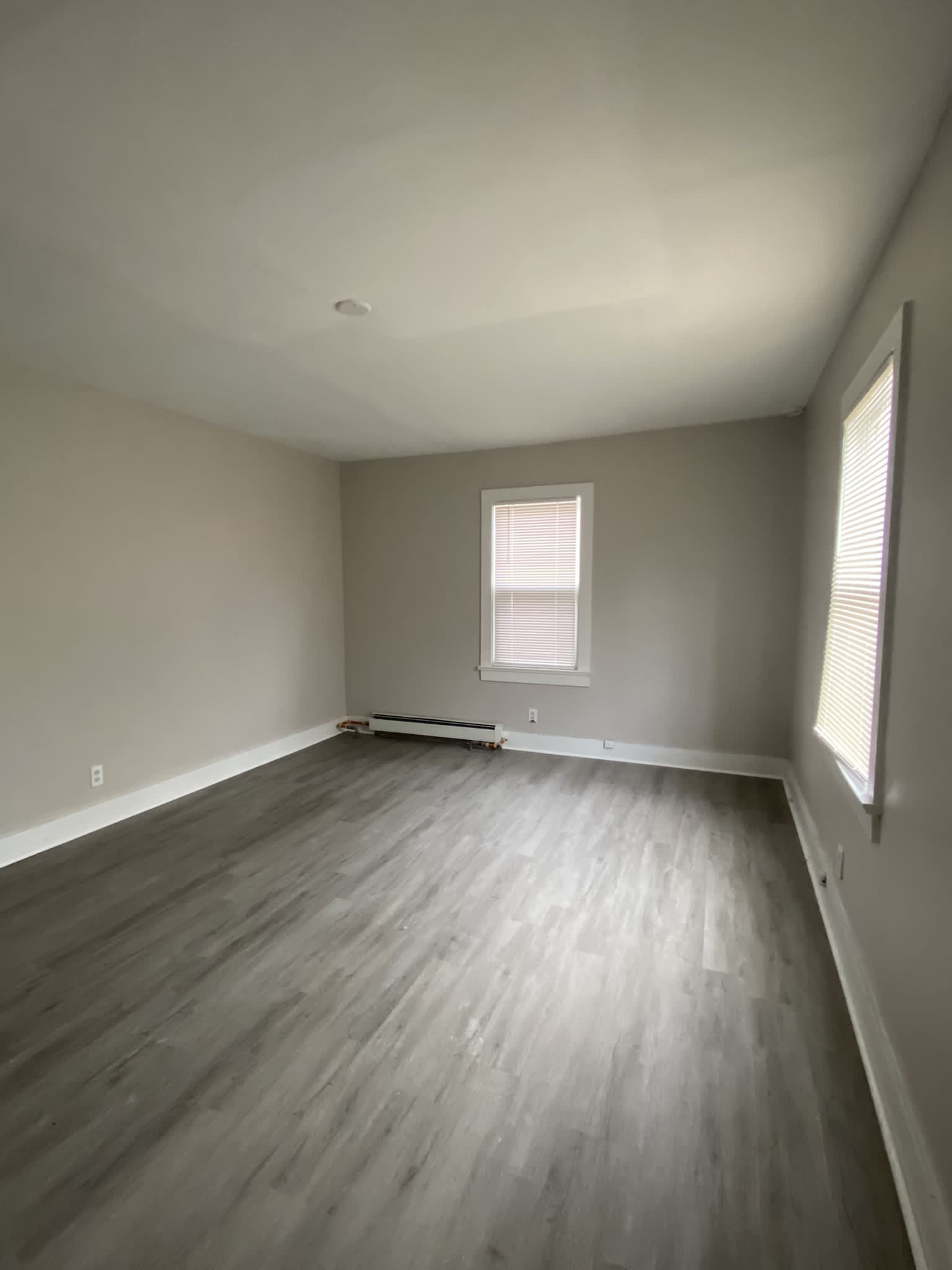 147 East Bridge Street – photo 4