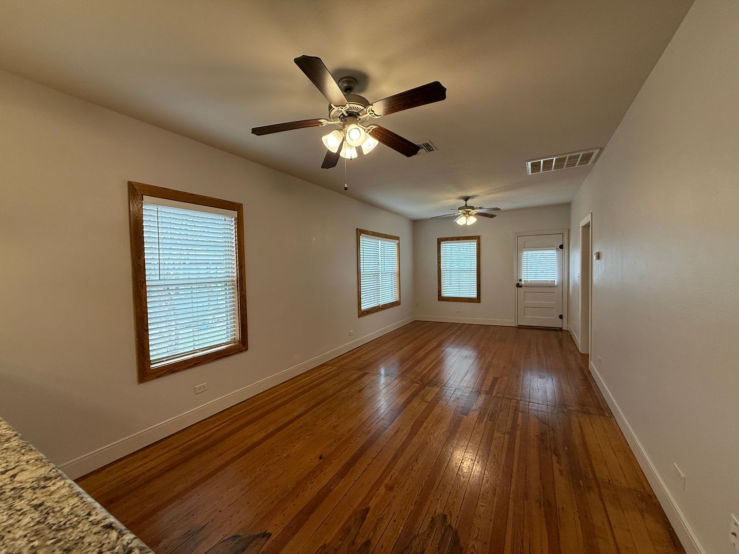 Updated 1926 Craftsman Style 3 1 Cute Front Porch No Capet Nbisd – photo 3