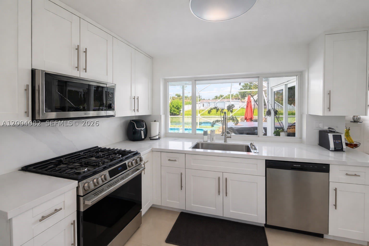 8085 Nw 21St St – photo 5