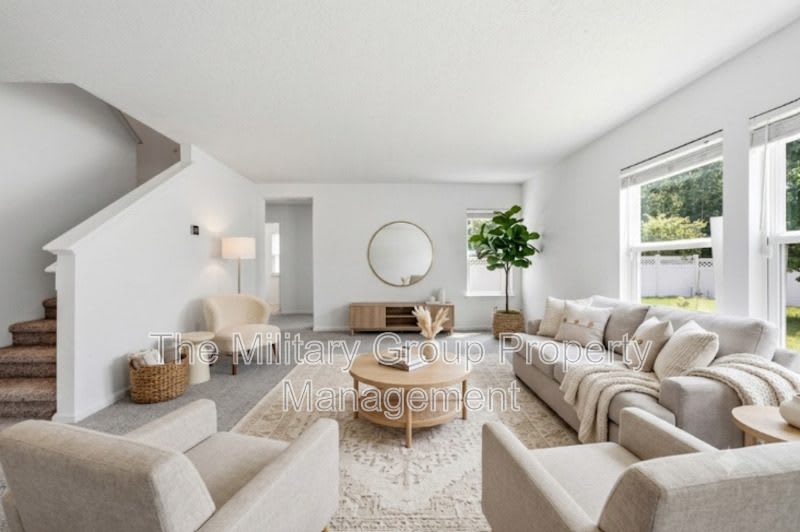 391 Hepburn Rd – photo 4