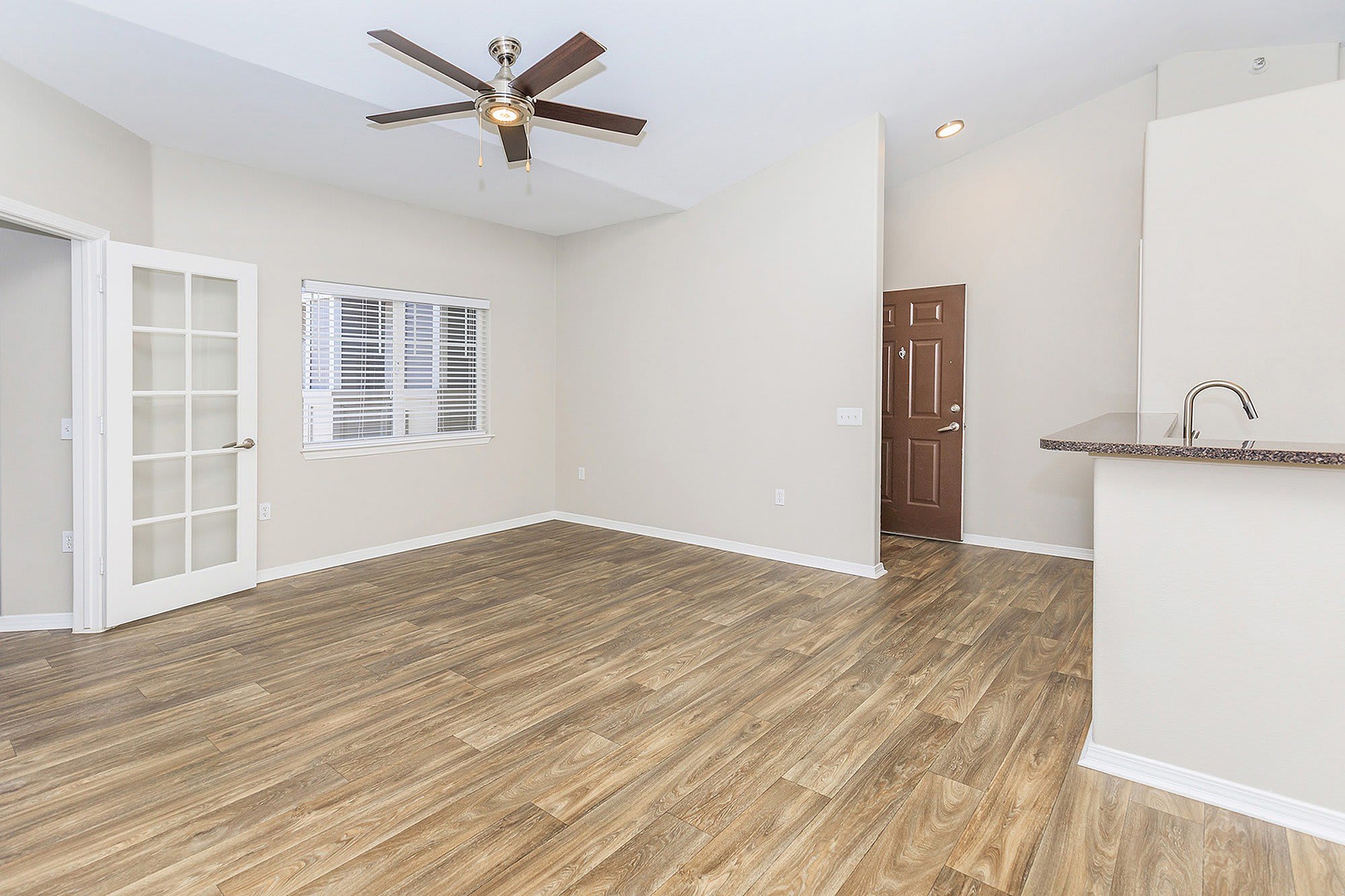 Creekside At Palmer Park Apartments – photo 3