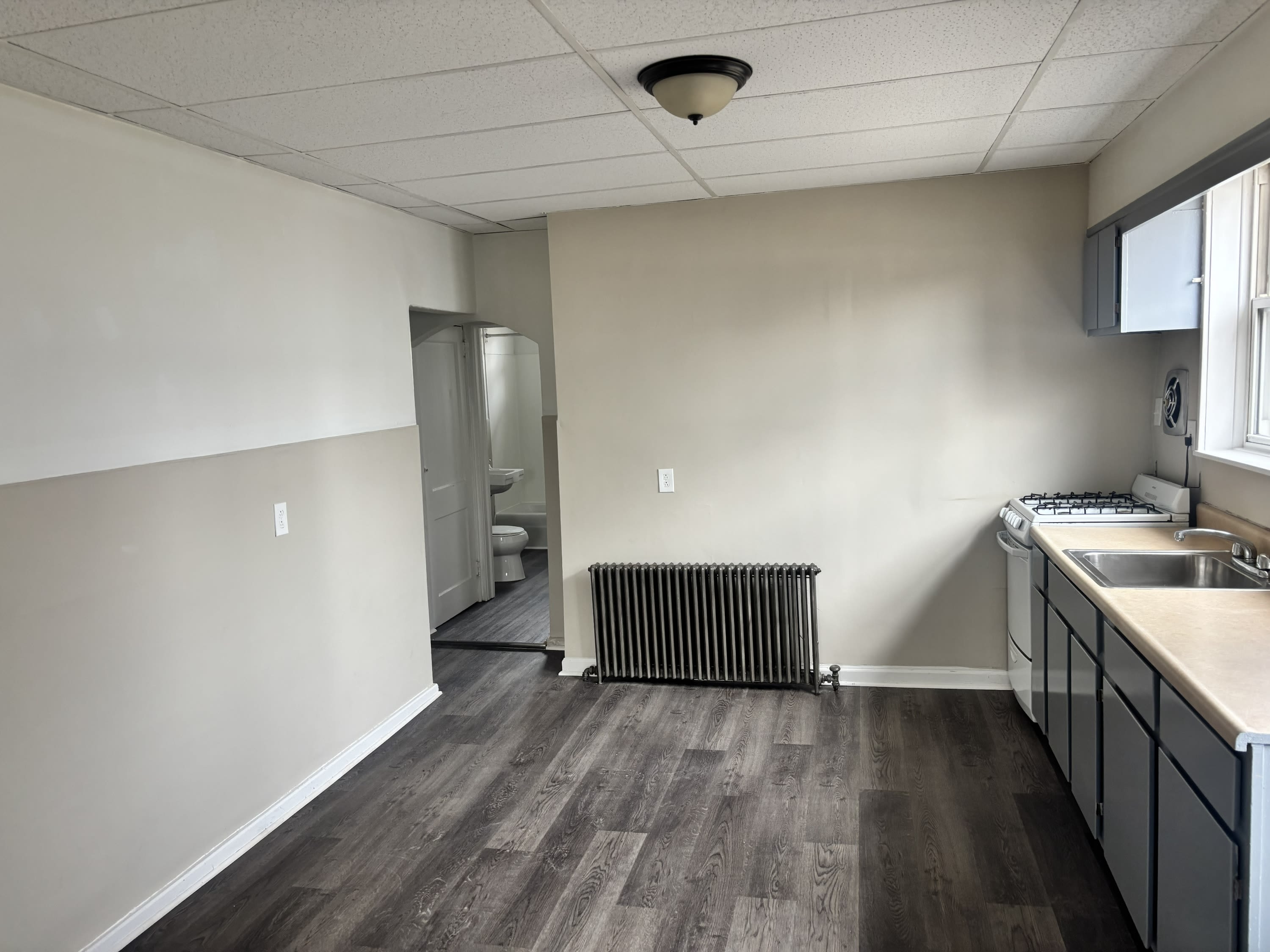 225 Essex Street – photo 5