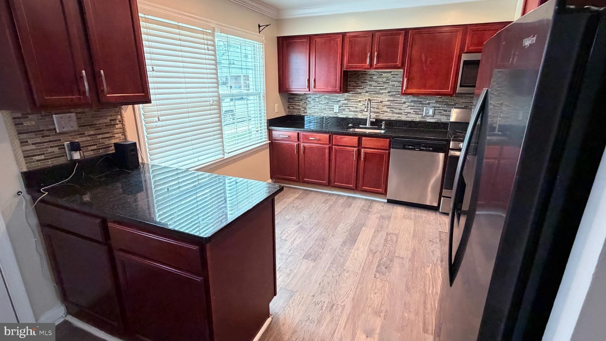 2188 MAYFLOWER Drive – photo 2