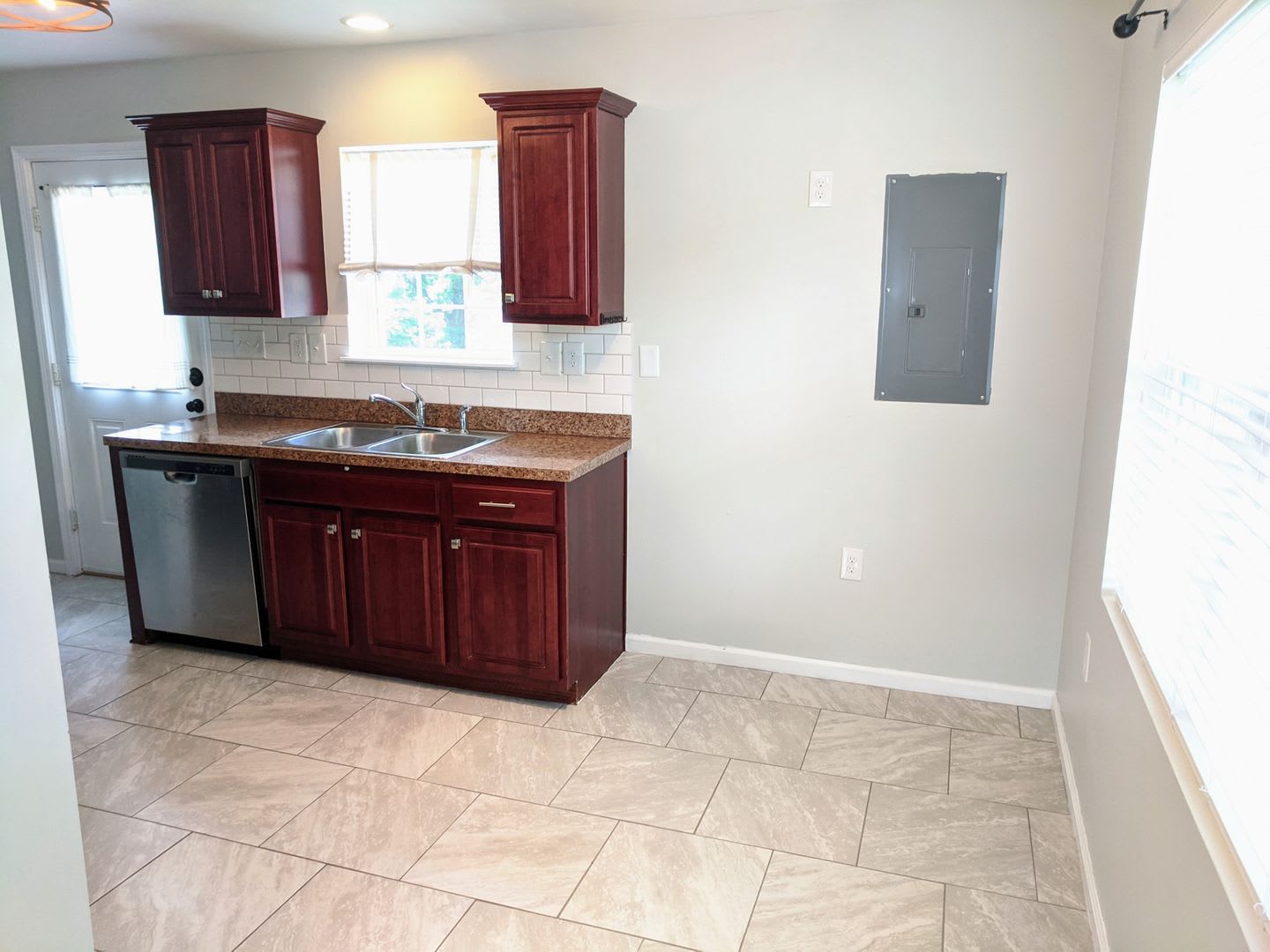 Spacious Ranch in MGSD – photo 5
