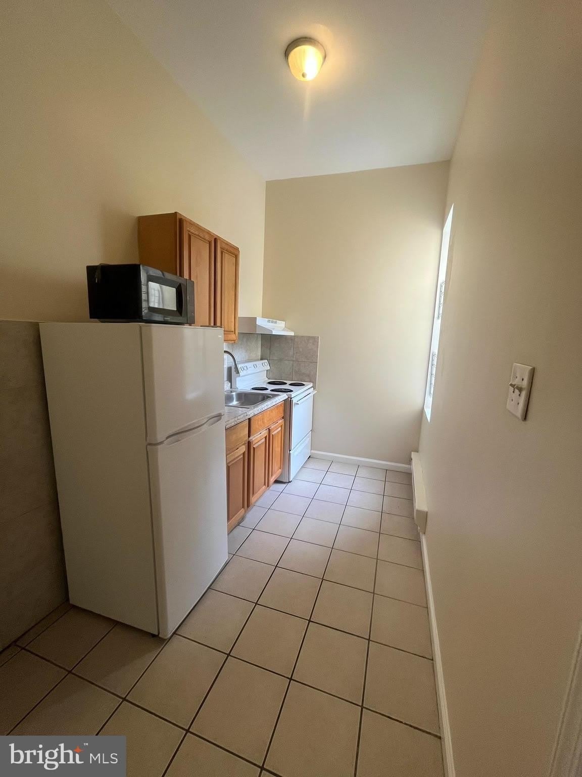4061 POWELTON Avenue – photo 2