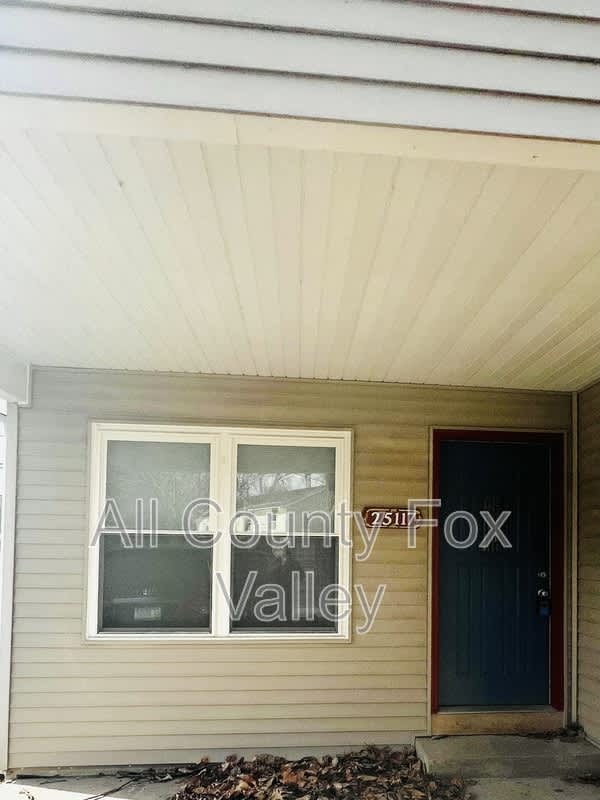 25117 W Mitchell Ct – photo 2