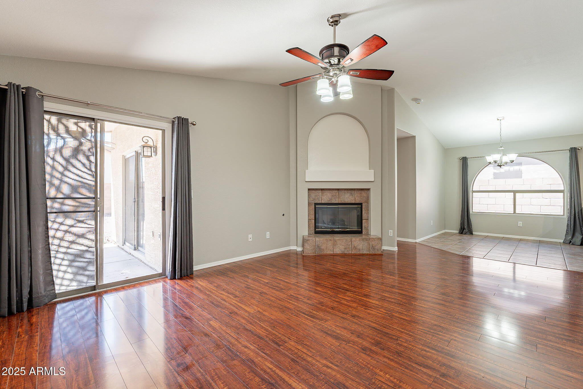 491 E DEVON Drive – photo 5