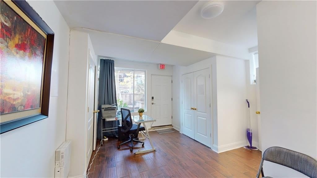 186 Hylan Boulevard – photo 5