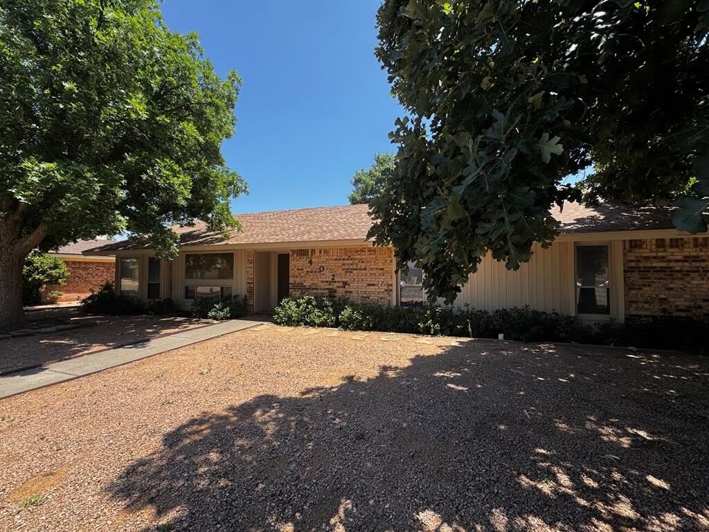 4027 Angelina Dr – photo 2