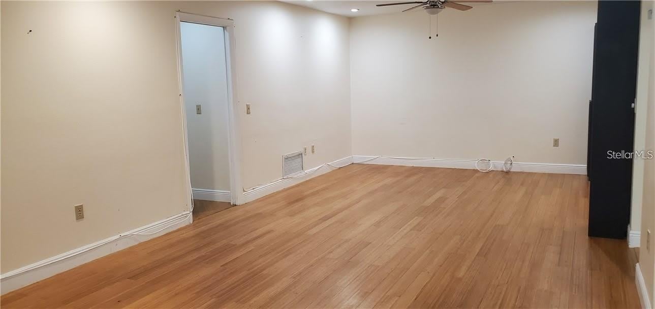 637 PEACHWOOD Drive – photo 2