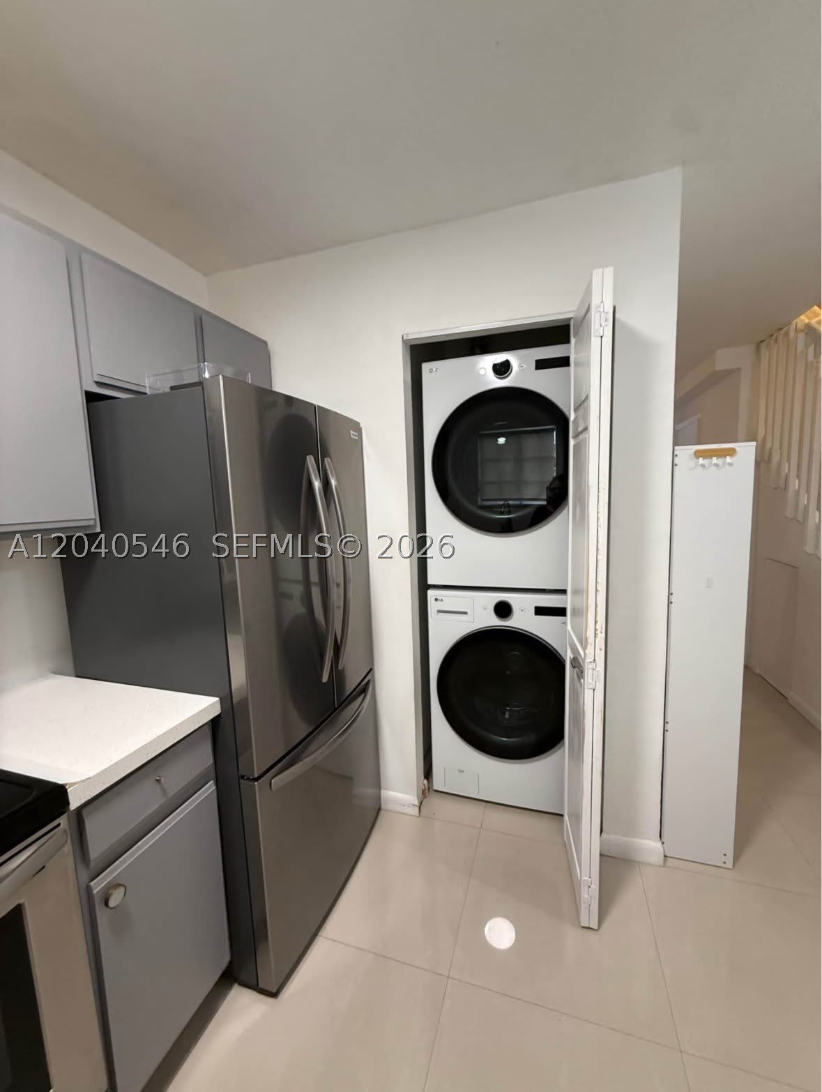 2198 NE 167th St – photo 2