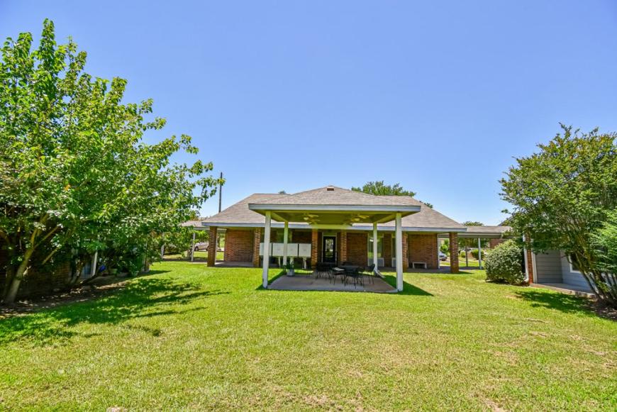 576 Ellen Powell Dr. – photo 4