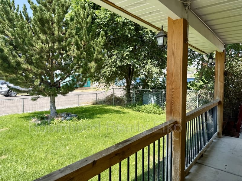 187 B Street – photo 3