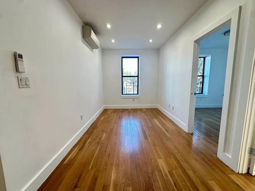 1547 Commonwealth Avenue – photo 5