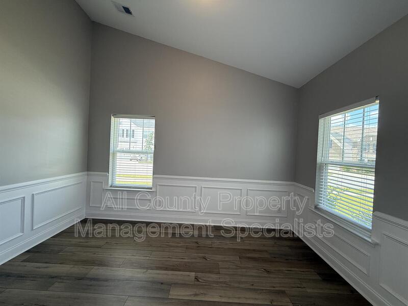 333 Underhill Dr. – photo 2