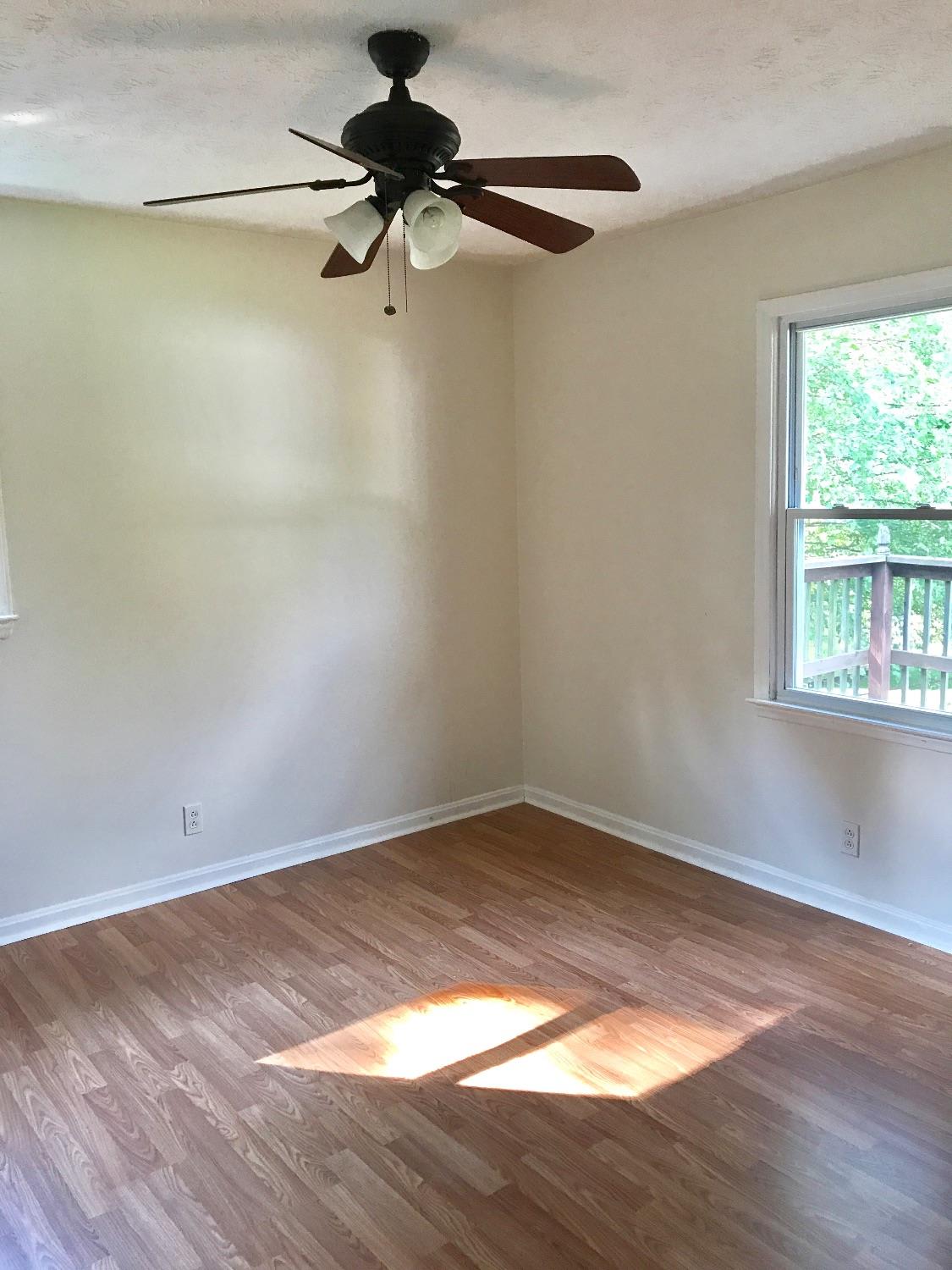 220 Highwood – photo 4