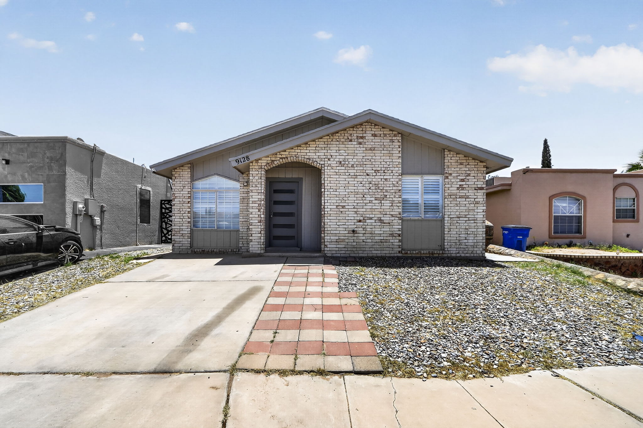 9128 Bur Oak Circle – photo 1