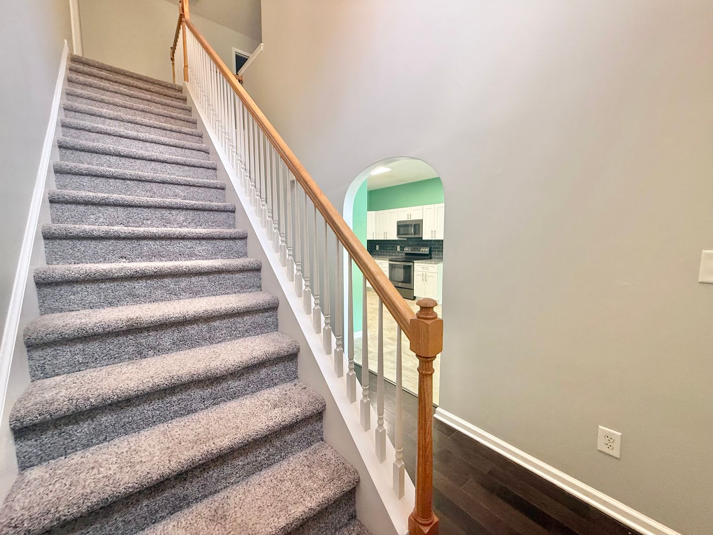 Offering Refundable Application Fees 150 Move In Promotion Newly Remodeled 4Bd 2 5Ba Raleigh Home In An Hoa Community In A Prime Location Near Nc State And Interstates – photo 3