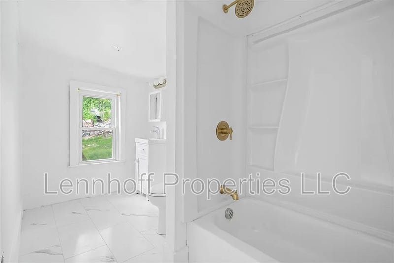 9 Martel Street – photo 4
