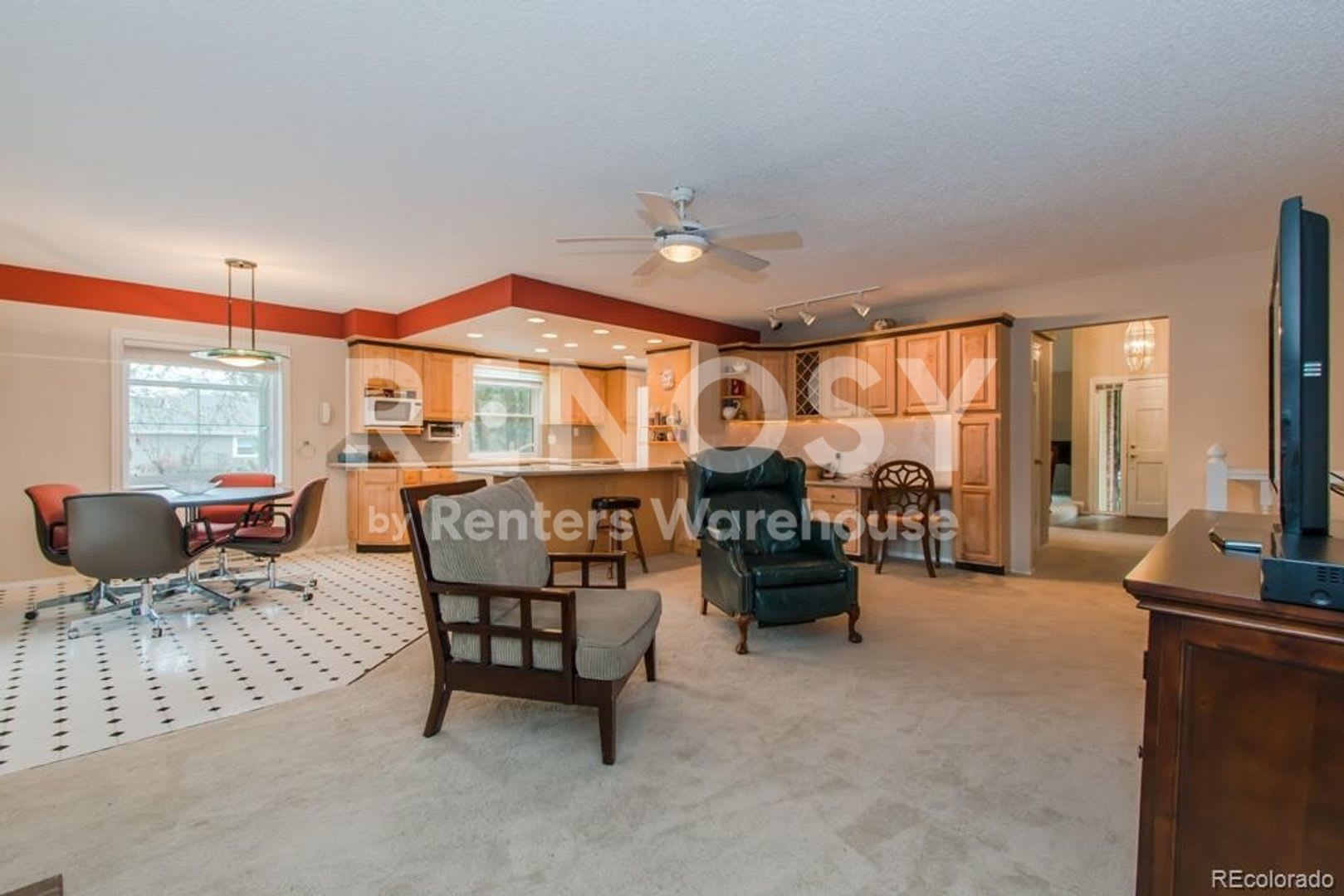5 Bed 3 Bath – photo 4