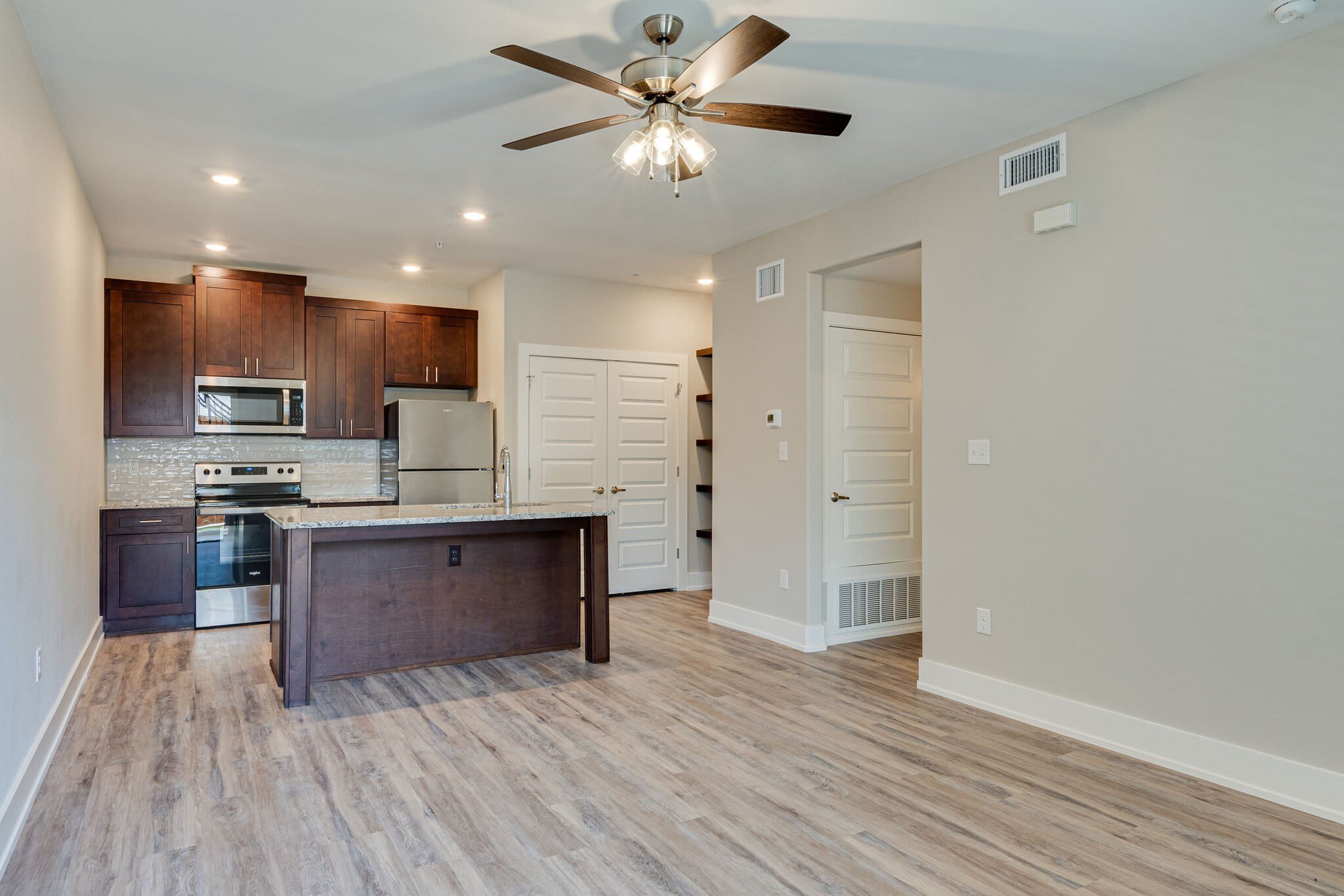 115 W Jones – photo 3