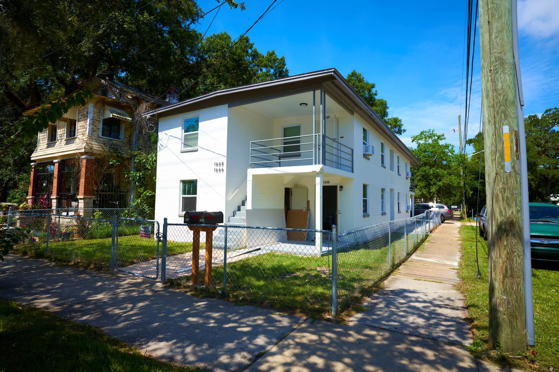 1666 Myrtle Avenue North – photo 2