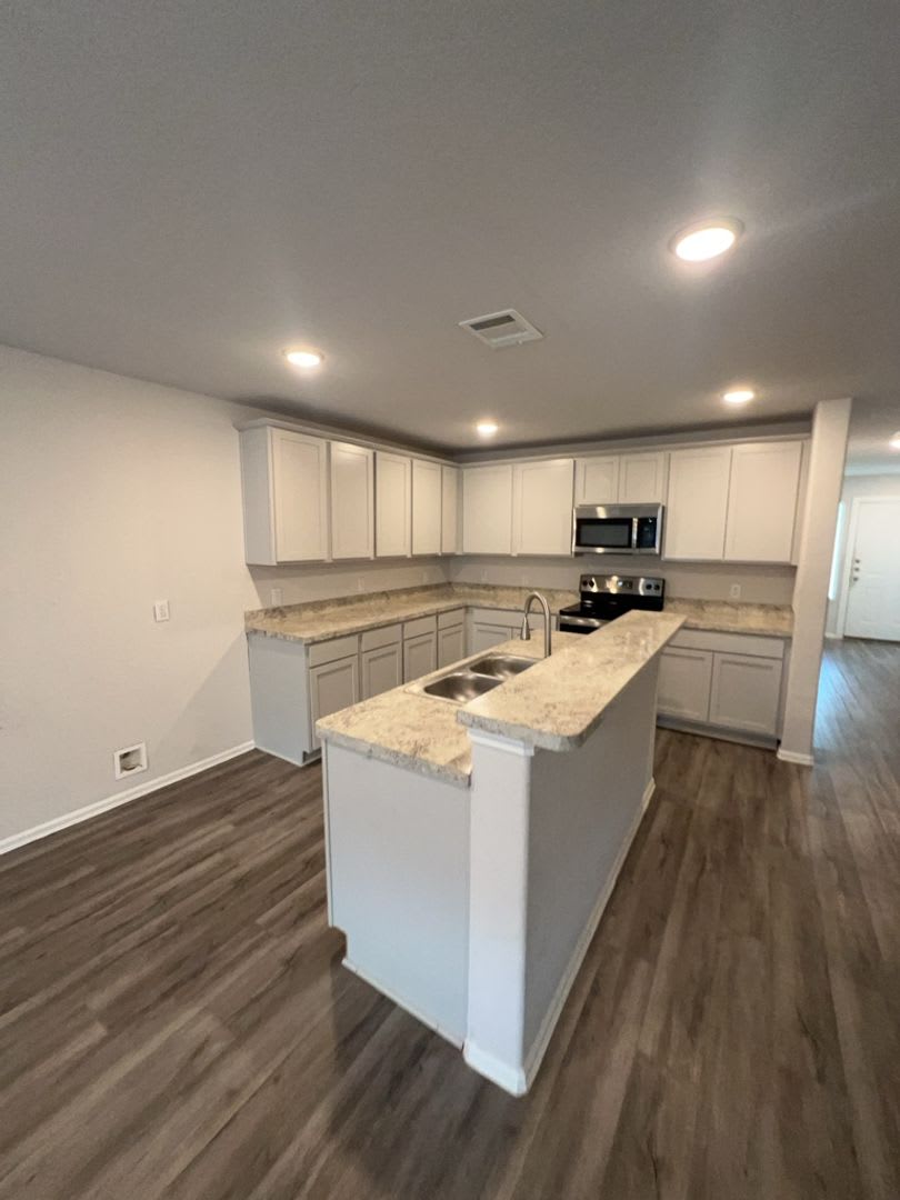 509 Hines Ave – photo 2
