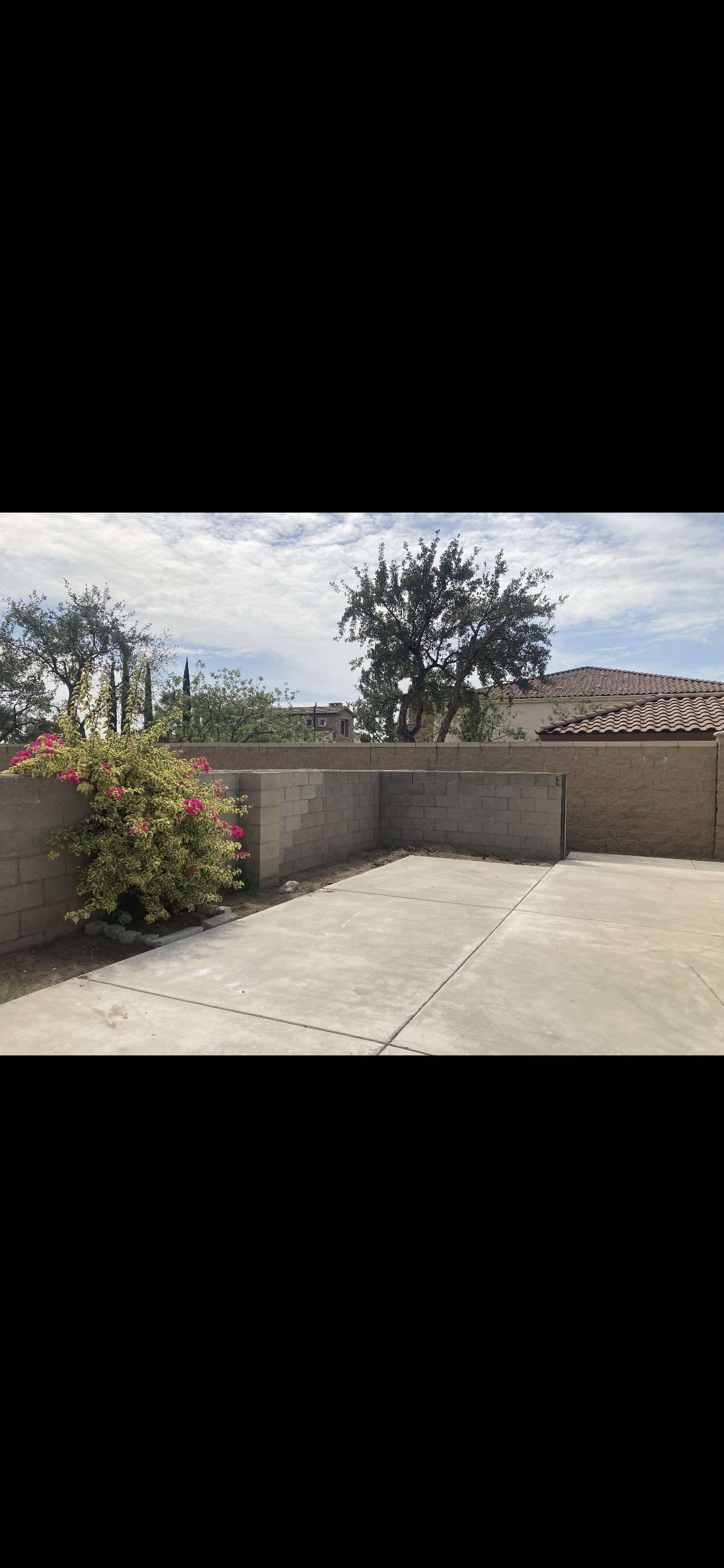 16859 Fairfax St – photo 2