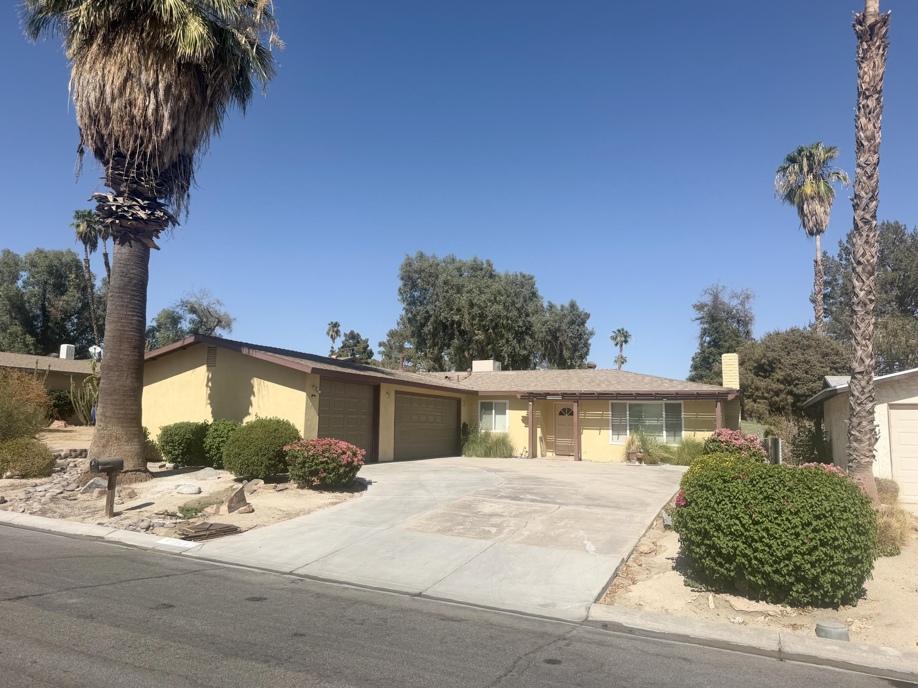 43586 Virginia Avenue – photo 2