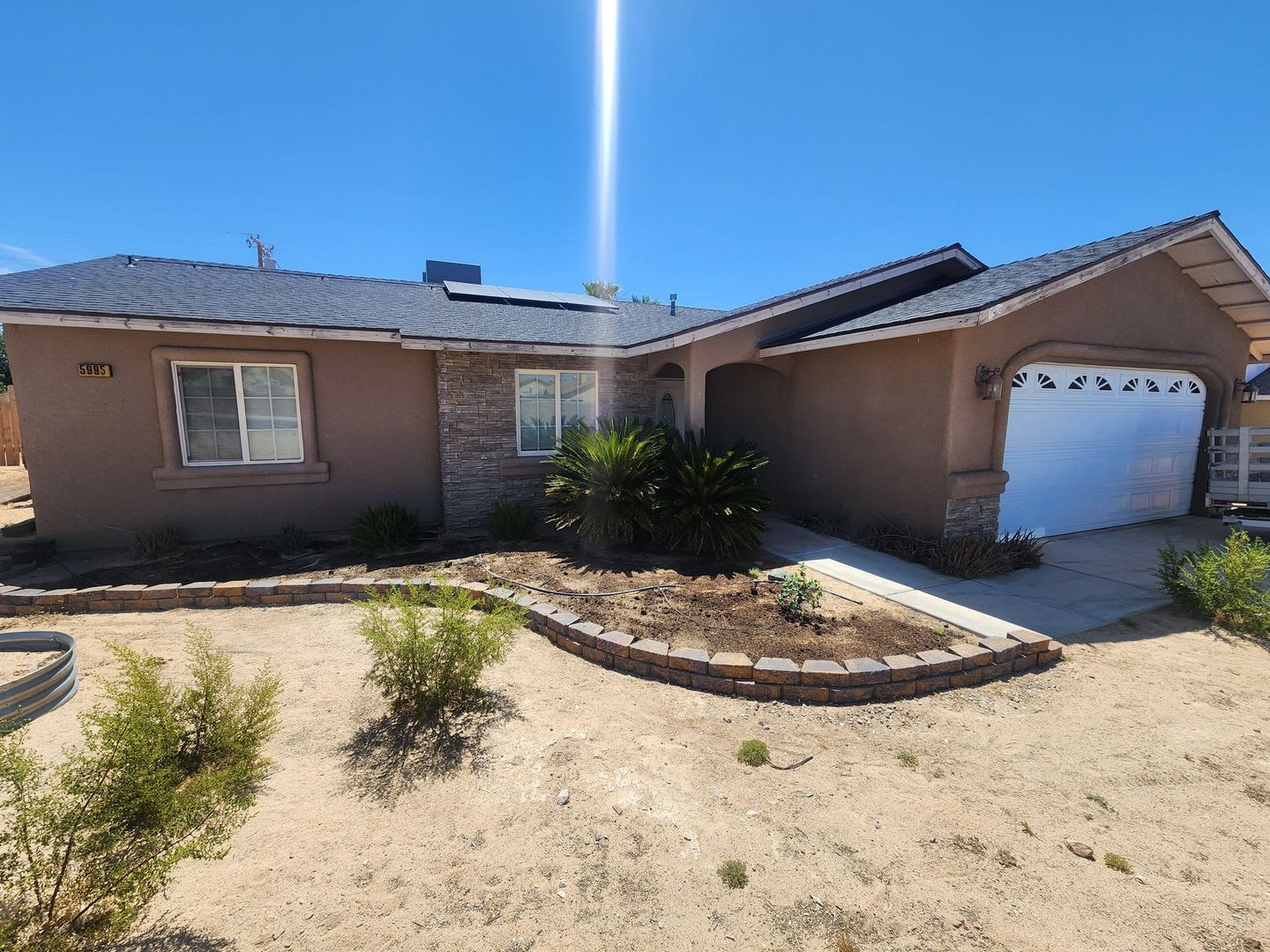 *$100.00 off 1st months Rent Move in Special!*Open Concept 3 Bedroom 2 Bath Home – photo 1