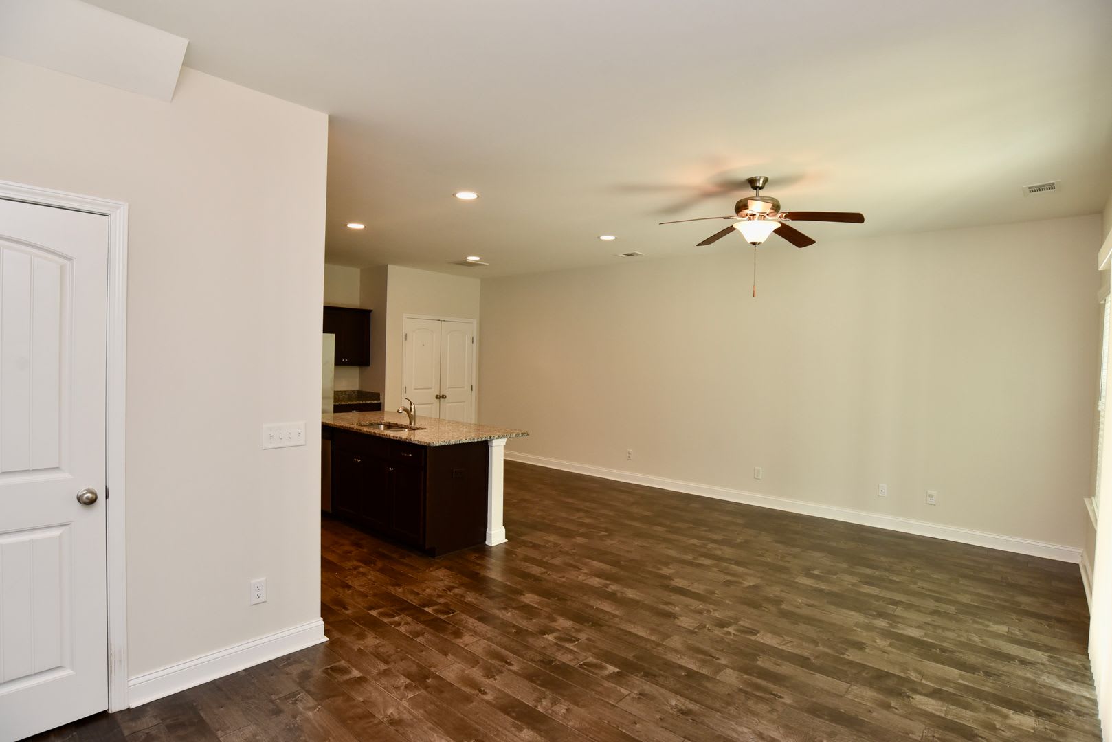 3 Bed/2.5 Bath Townhome in Richmond Hill – photo 5