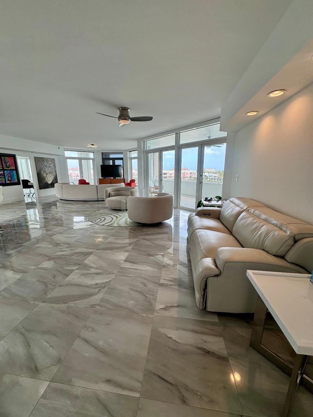 300 SE 5th Avenue – photo 4