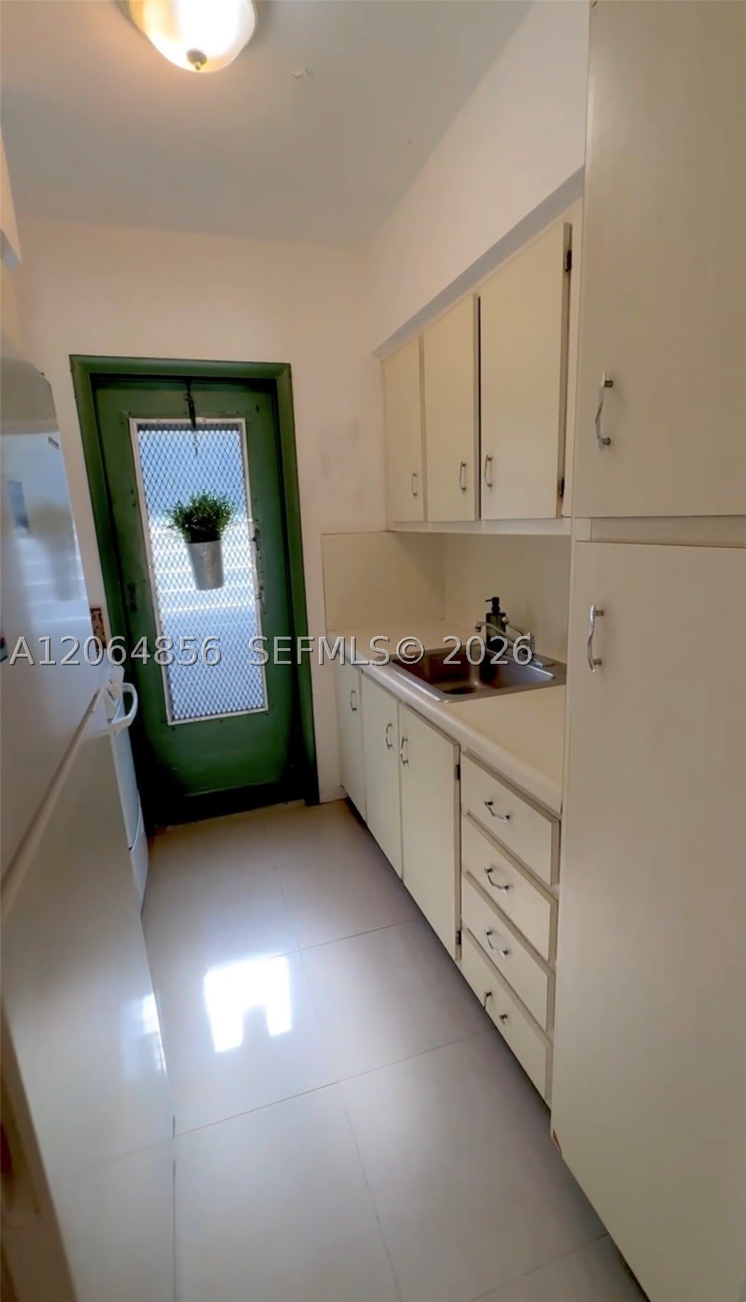 644 Meridian Ave – photo 5