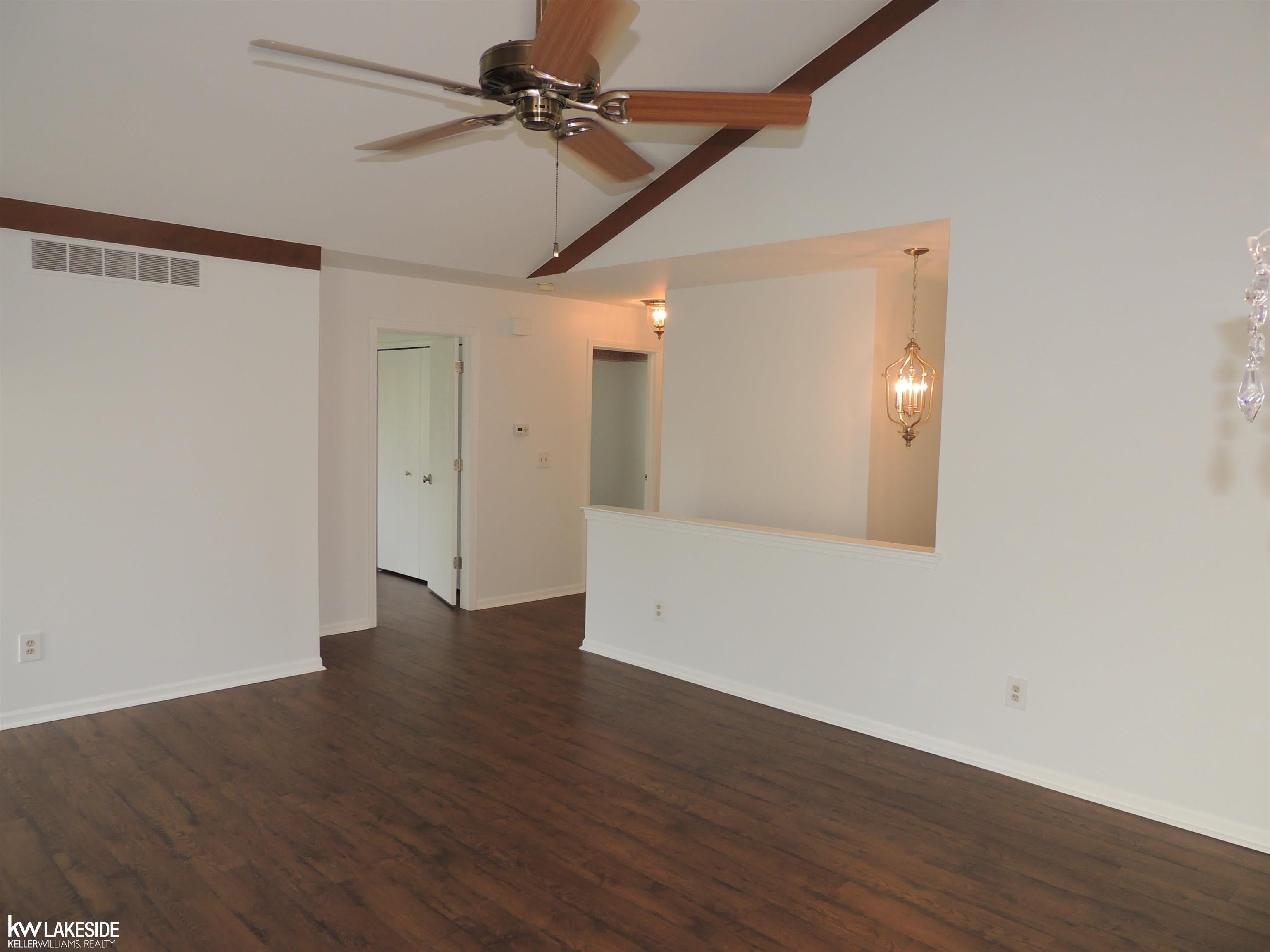 1600 Stonecrest Drive – photo 5