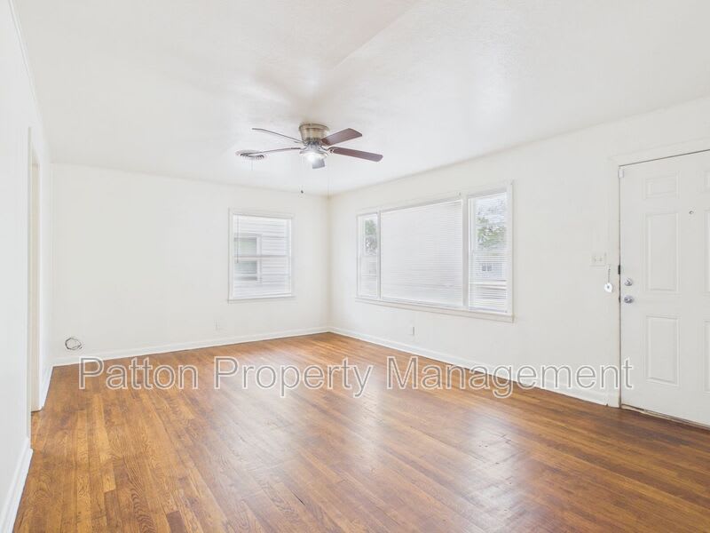 4308 S. Jackson – photo 5