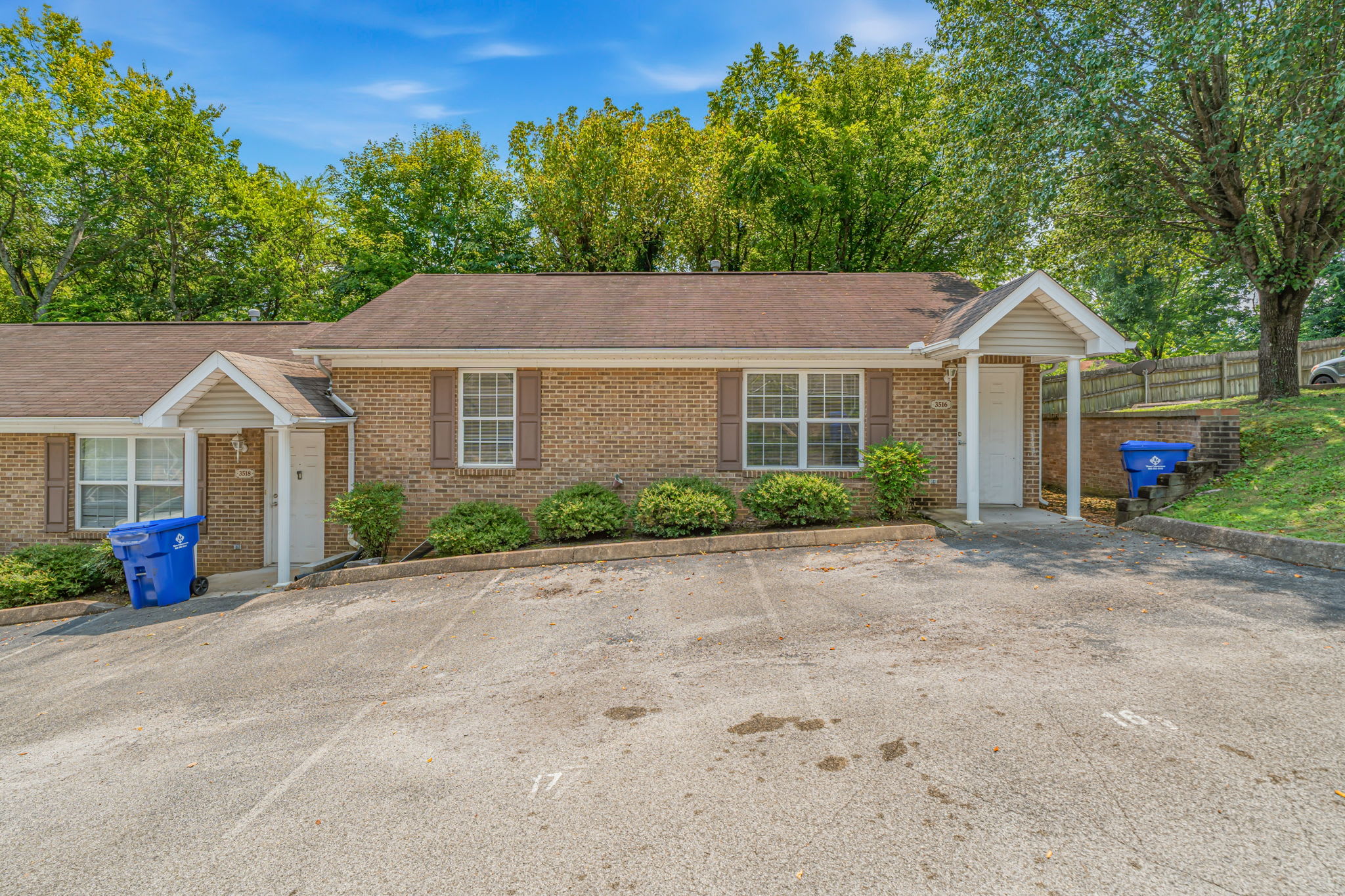 3516 Acorn Woods Way – photo 2