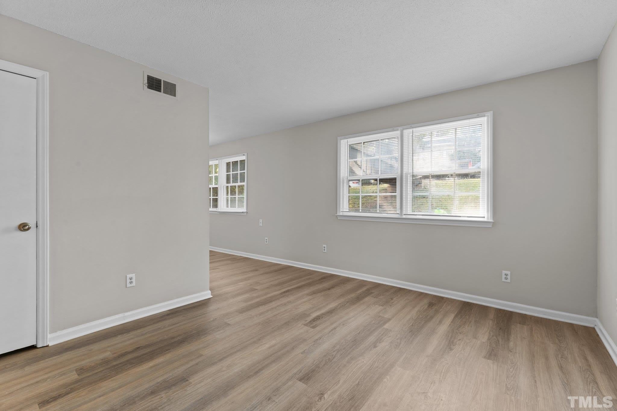 1823 White Oak Road – photo 3