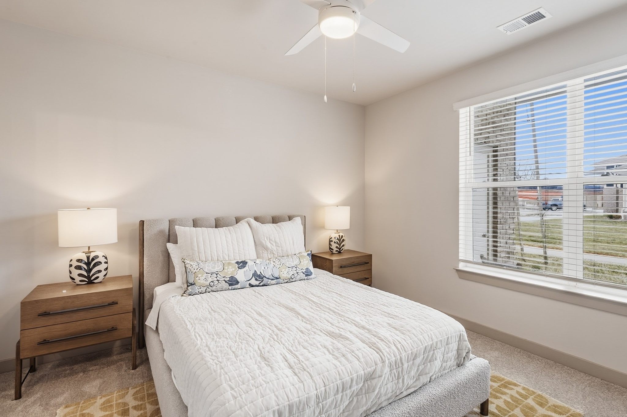 Viridian Apartments – photo 4