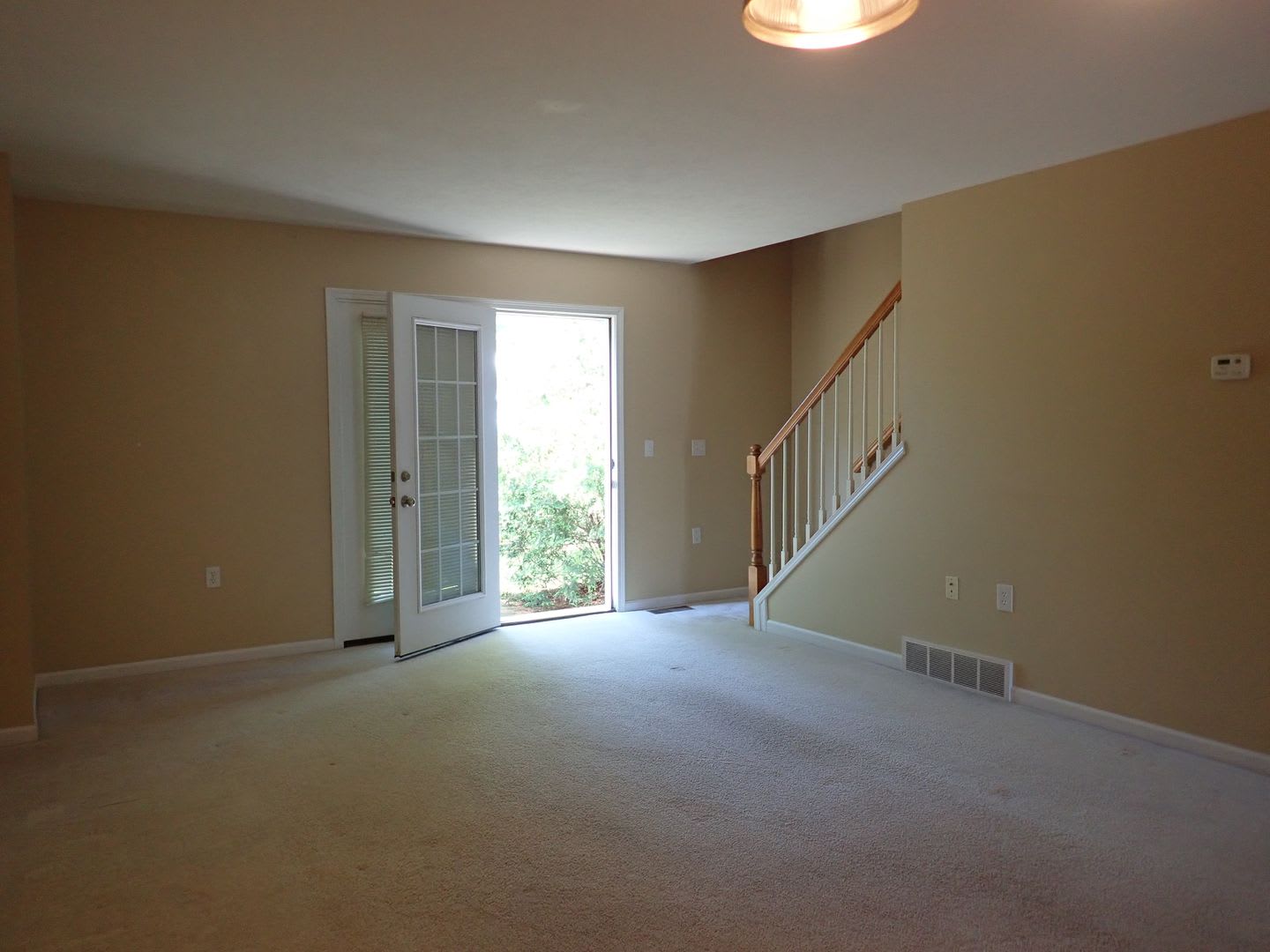 Spacious Living Prime Location – photo 4
