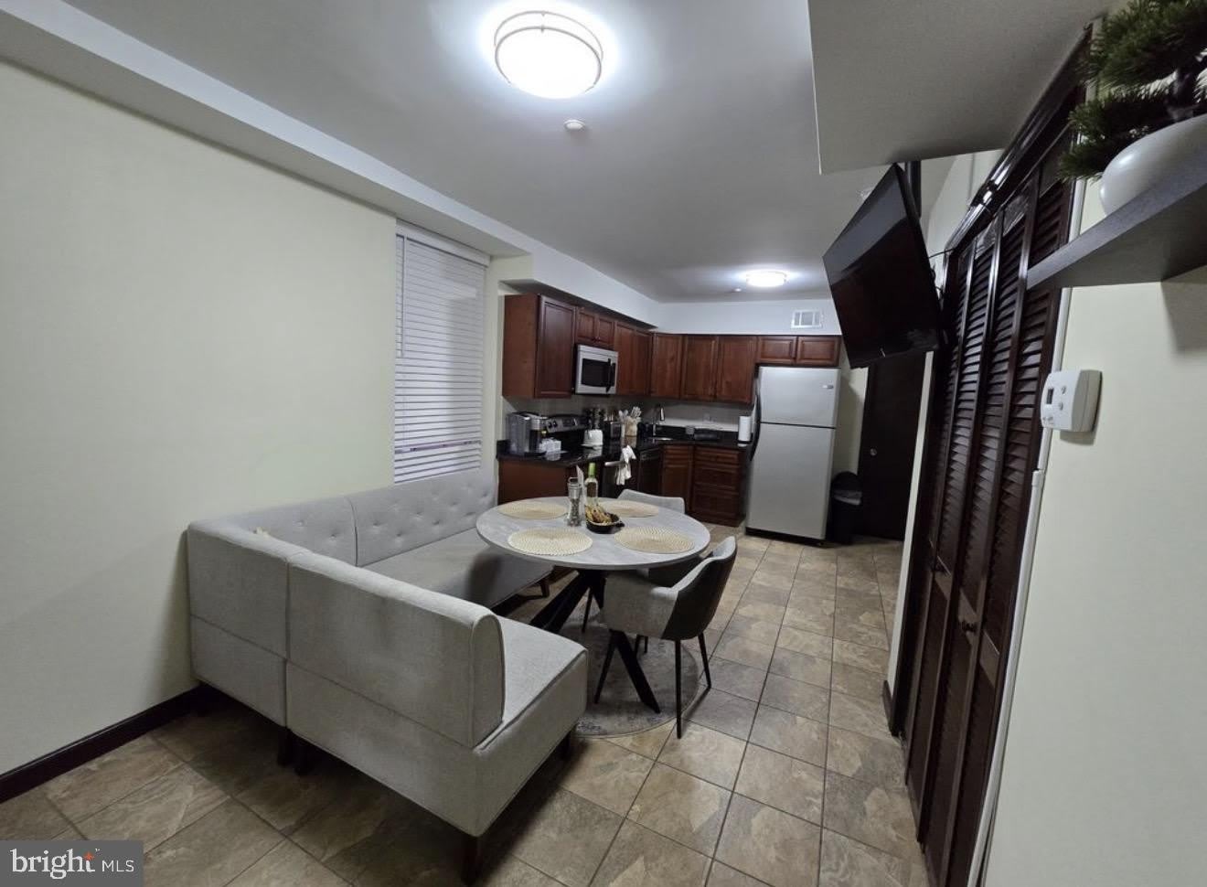 230 MARKET Street – photo 4
