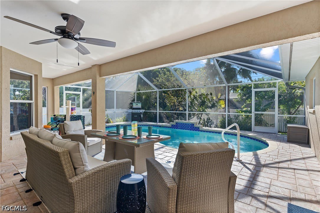 4810 SW 25th Place – photo 1