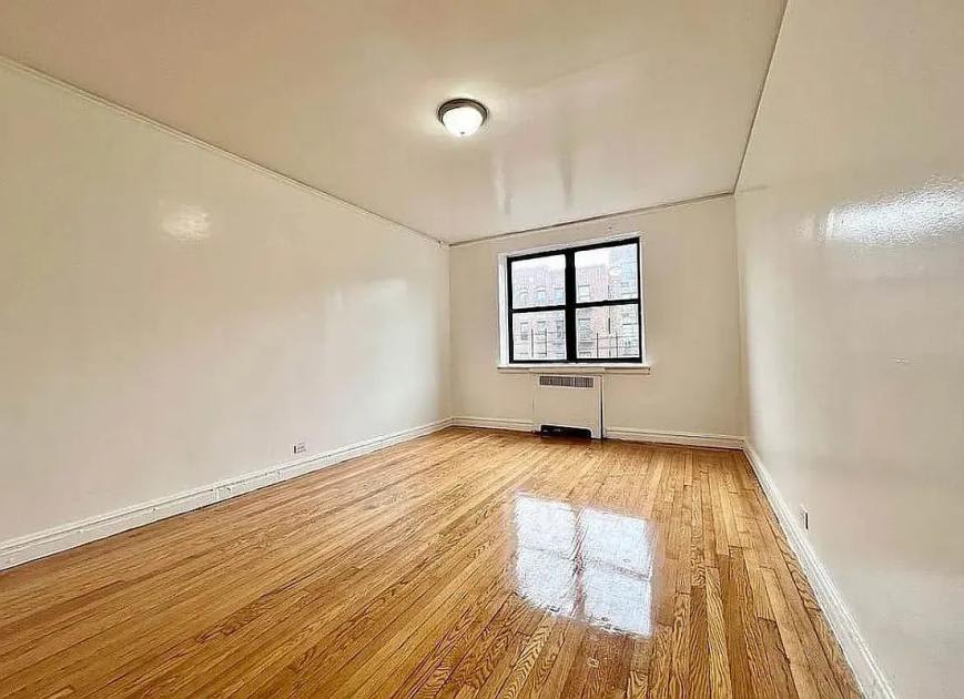 1425 University Avenue – photo 3