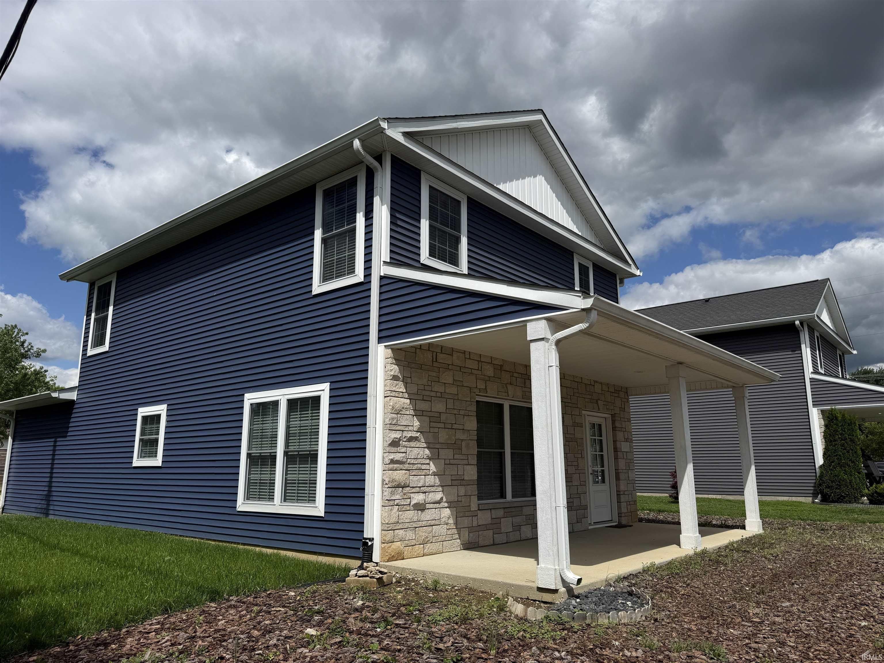2724 S Rogers Street – photo 2