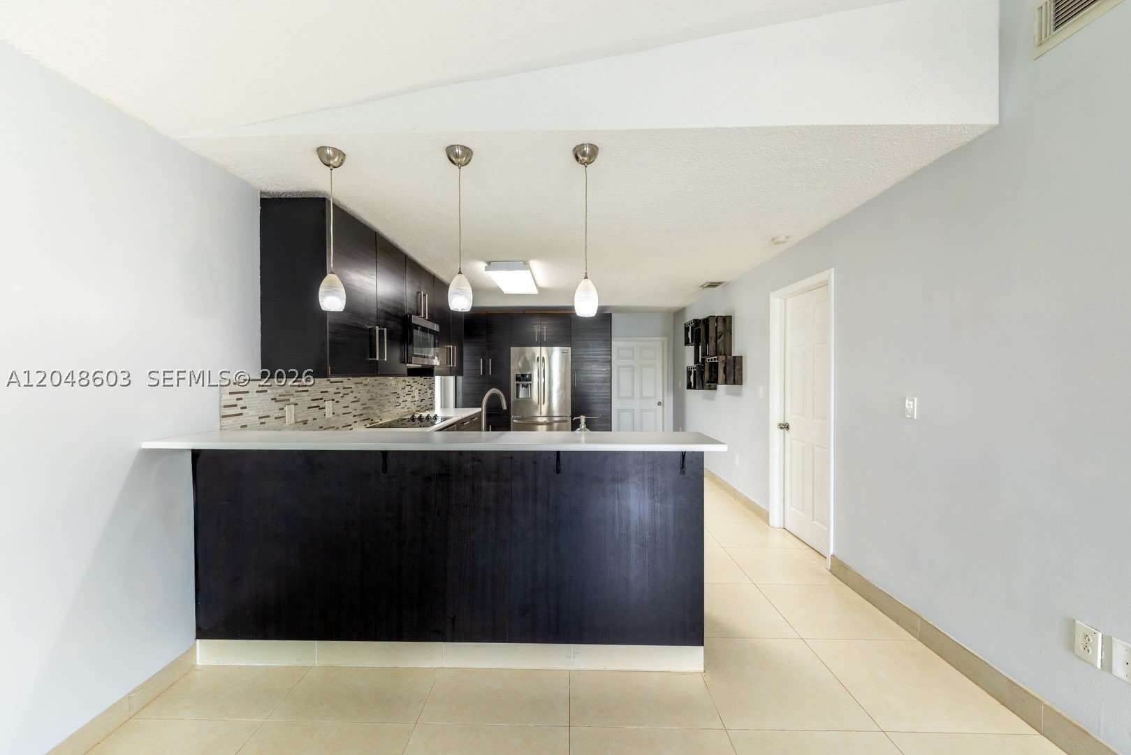 2610 W 65Th St – photo 4