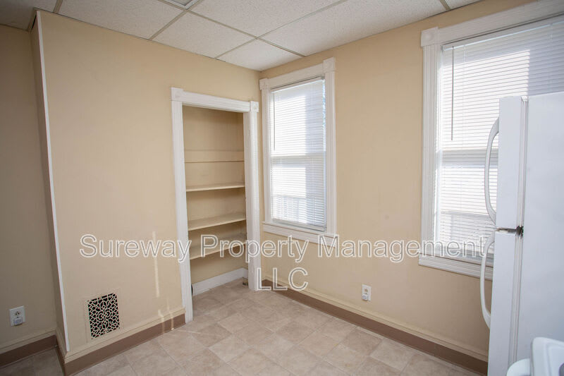 224 Rutland Ave – photo 5